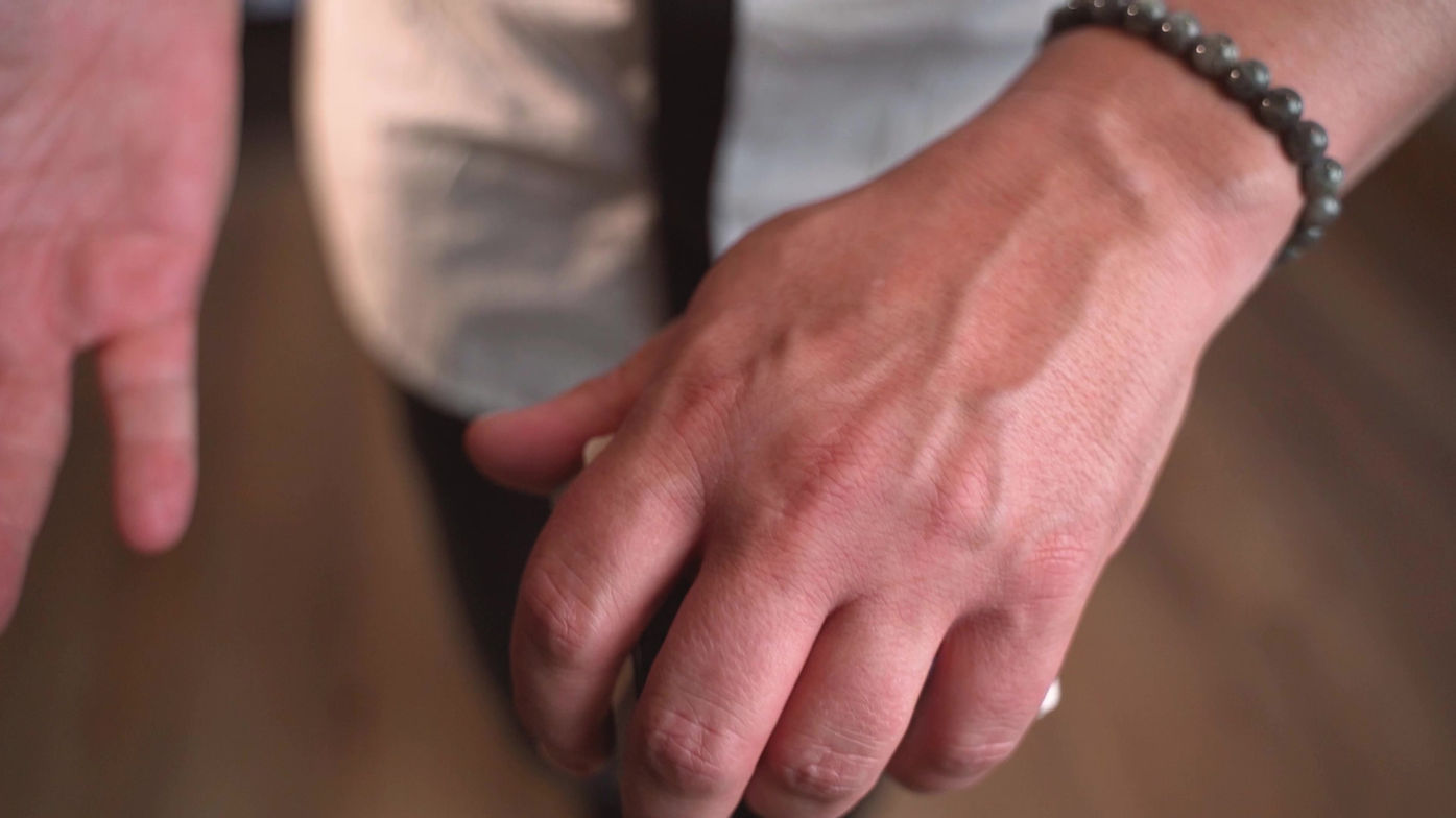 Teaser Manuel Sternis